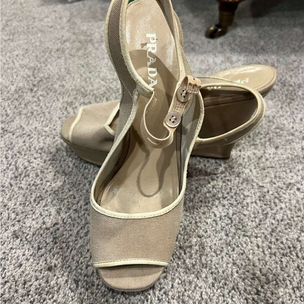 Prada platforms size 38.5